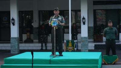 Upacara Bendera 17an Bulan Januari, Kasi Intel Kasrem 072/Pamungkas Bacakan Amanat Panglima TNI