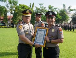 Polres Jombang Berikan Penghargaan kepada Personel Polsek Ngoro dan Masyarakat Berprestasi