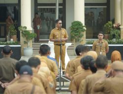 Apel Perdana 2026, Bupati H. Khairunas Tegaskan Peningkatan Kinerja di Momen Ultah Solsel