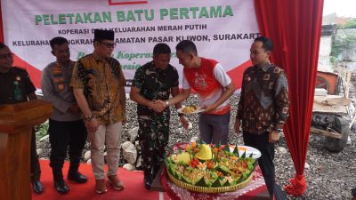 Peletakan Batu Pertama Tandai Dimulainya Pembangunan Gerai KDKMP di Wilayah Kota Surakarta
