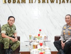 Pererat Sinergi TNI/ Polri Kapolda Sumsel Kunjungi Makodam II Sriwijaya