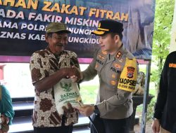 Polres Gunungkidul Bersama Baznas Salurkan 950 Paket Zakat Fitrah untuk Masyarakat