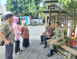 Babinsa Serengan Intensifkan Patroli Wilayah, Jaga Keamanan Lingkungan Pasca Lebaran