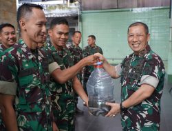 Korem 072/Pamungkas Bagikan Ikan Lele Untuk Prajurit