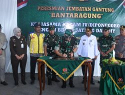 Pangdam IV/Diponegoro Resmikan Jembatan Gantung di Pemalang