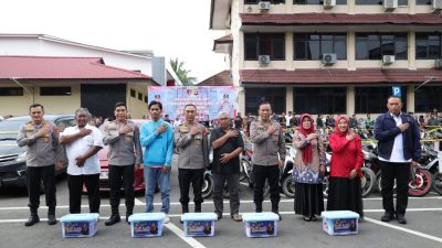 Korban Curanmor Bersyukur, Ratusan Kendaraan Dikembalikan Langsung Oleh Kapolda Sumsel