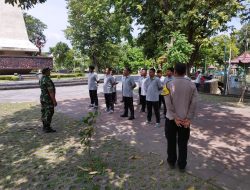 Babinsa & Bhabinkamtibmas Bersinergi Latih PBB Linmas kelurahan Sudiroprajan