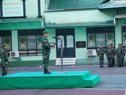 Upacara Bendera 17-an April 2026, Kasi Intel Kasrem 072/Pamungkas Bacakan Amanat Panglima TNI