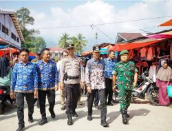 Wakil Bupat H. Yulian Efi, Sidak Pasar Jelang Lebaran, Permintaan dan Harga Pangan Mulai Naik