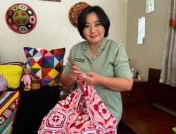 Hasil Ketekunan Merajut Anggota Persit Kartika Chandra Kirana Cabang L Kodim 0735 Surakarta