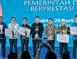 Berhasil Tekan Angka Pengangguran, Solsel Raih Penghargaan dari Kemendagri