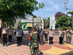 Mantapkan Sikap, Mental & Disiplin Anggota Linmas, Babinsa Sumber Berikan Pelatihan PBB
