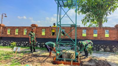 Pemasangan Penampung Air Sumur Bor Taman Kalurahan Sidorejo sangat lancar