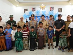 Bakti Sosial hingga Khitanan Massal Warnai Kunjungan Kerja Kapolda Sumsel di Polres Lahat