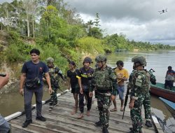 TNI Kembali Evakuasi 4 Pendulang Emas Korban Teror OPM di Pegunungan Bintang