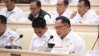 Rapat Bersama DPR RI, Mendagri Paparkan Langkah Strategis Perkuat BUMD