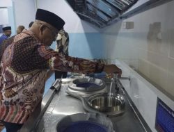 DI PASBAR PROGRAM NAWACITA PRESIDEN PRABOWO – GIBRAN TERKESAN DI ABAIKAN , BELUM SEMUA SISWA – SISWI TERIMA PROGRAM MAKAN GIZI GRATIS