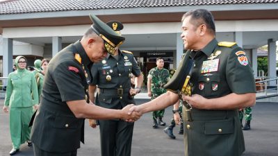 Pangdam IV/Diponegoro Dampingi Kasad Bekali Taruna Akmil, Siapkan Pemimpin TNI AD Menuju Indonesia Emas 2045