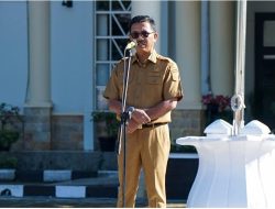 Pesan Bupati H. Khairunas dalam Apel Gabungan ASN