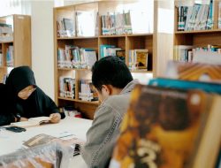 Isi Liburan ke Perpustakaan Daerah Solok Selatan