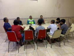 Cepat Tanggap, Babinsa & Bhabinkamtibmas Kepatihan Wetan Mediasi Selesaikan Perselisihan Warga