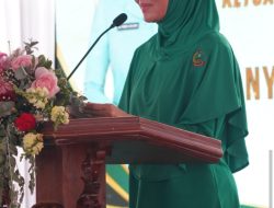 Ketua Persit KCK PD IV/Diponegoro Olahraga Bersama dan Berikan Pengarahan Persit Korem 072/Pamungkas