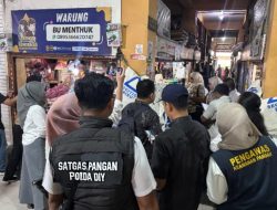 Aksi Penyampaian Aspirasi Aliansi Mahasiswa UGM Berakhir Kondusif, Polda DIY Kedepankan Pelayanan Humanis dan Pastikan Keamanan Yogyakarta