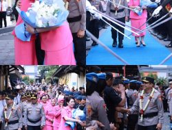 Polda DIY Gelar Rangkaian Penyambutan Kapolda DIY Baru dan Penghantaran Irjen Pol Anggoro Sukartono, S.I.K.